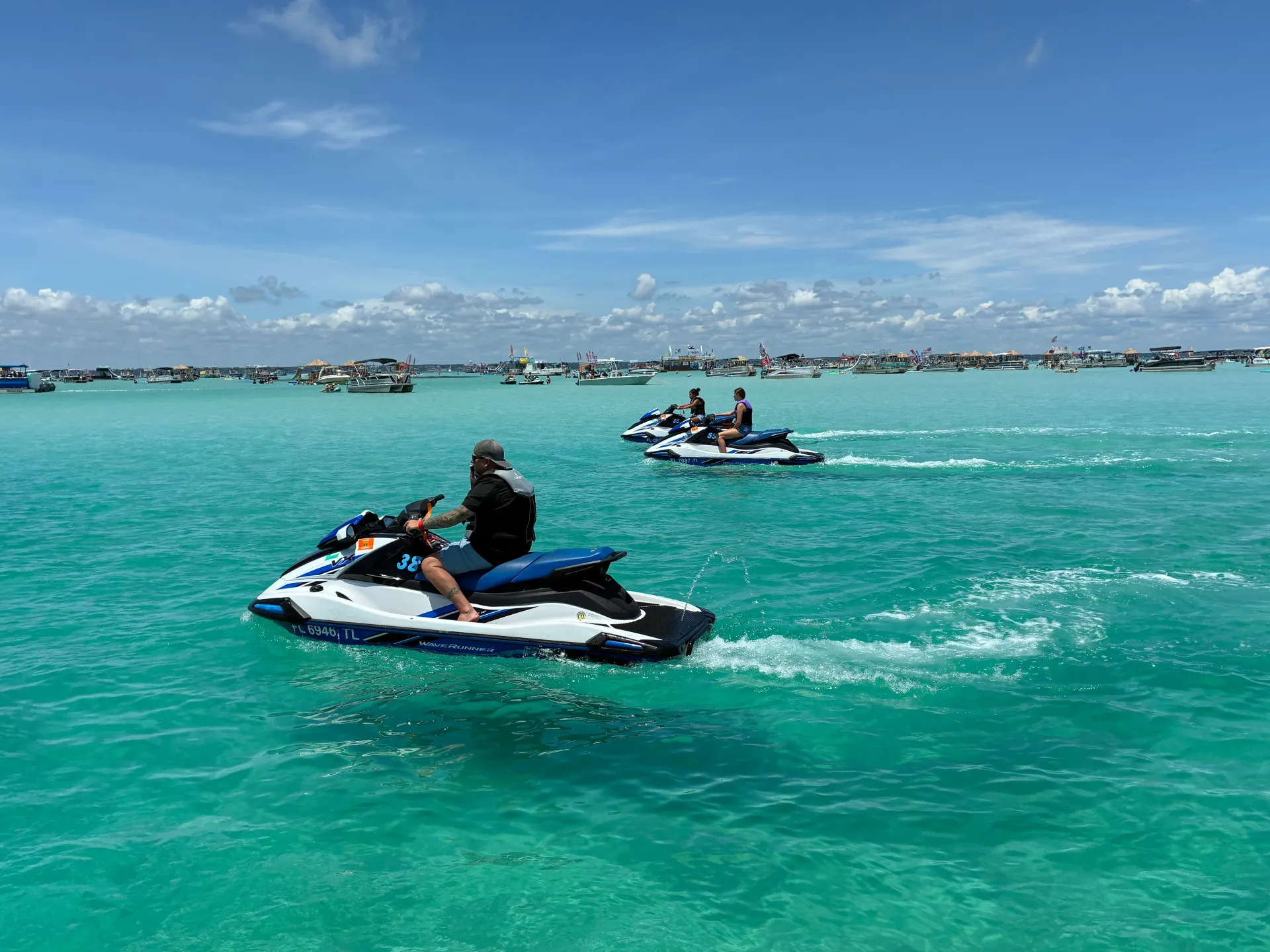 Best Pontoon Rentals for Families in Destin